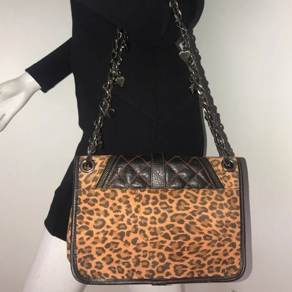 Leopard Print Shoulder Bag with Black Accents - Picture 6 of 8